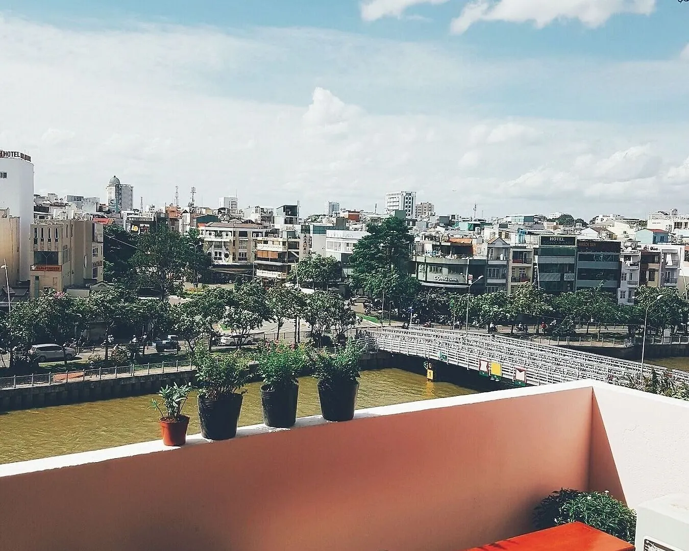Bee Tropicool Apartment Ho Chi Minh City